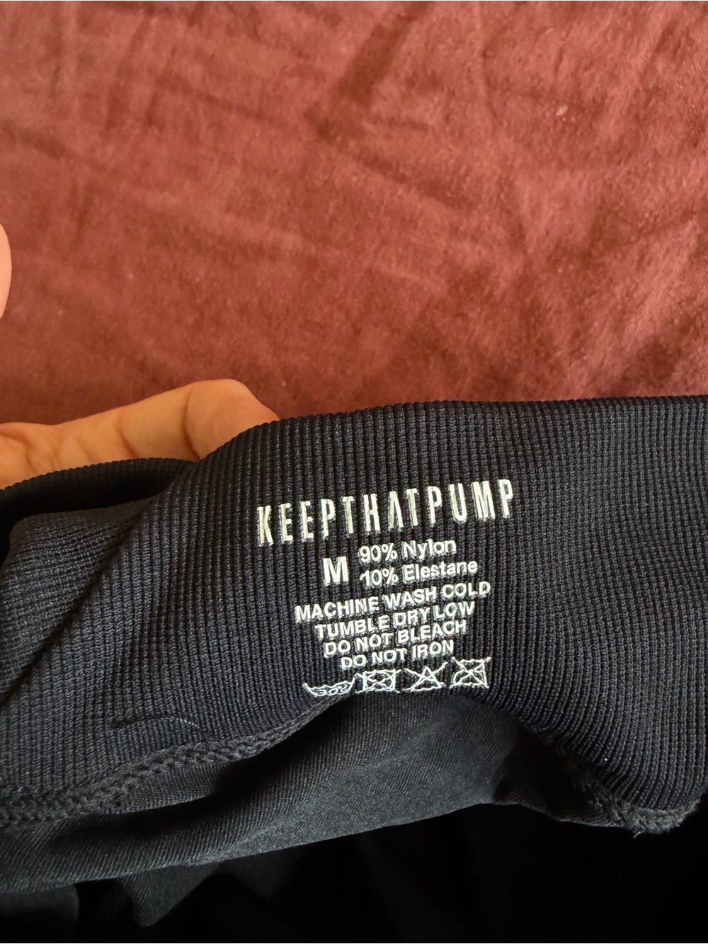 Keep That Pump LJ V Back Leggings NWOT - Picture 6 of 6